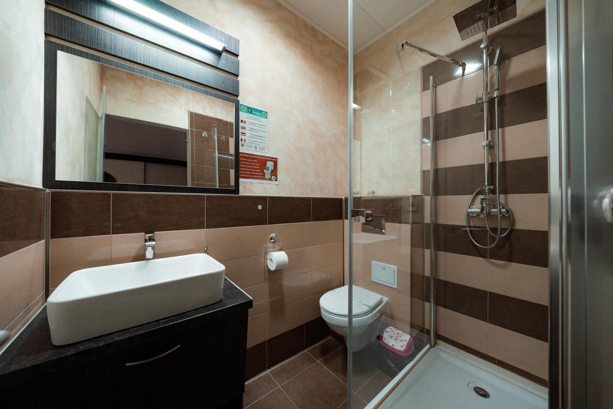 Quantum House Hotel Vatra Dornei Bagian luar foto