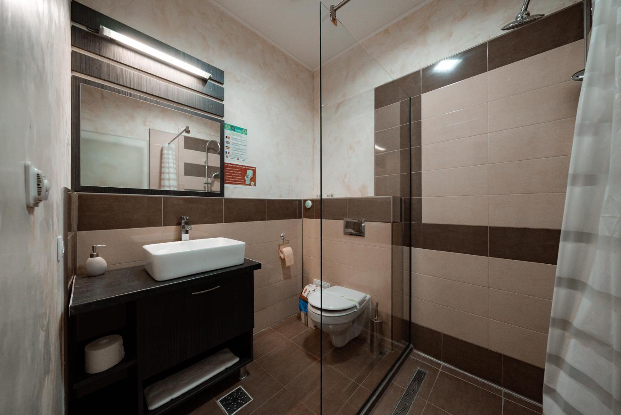 Quantum House Hotel Vatra Dornei Bagian luar foto